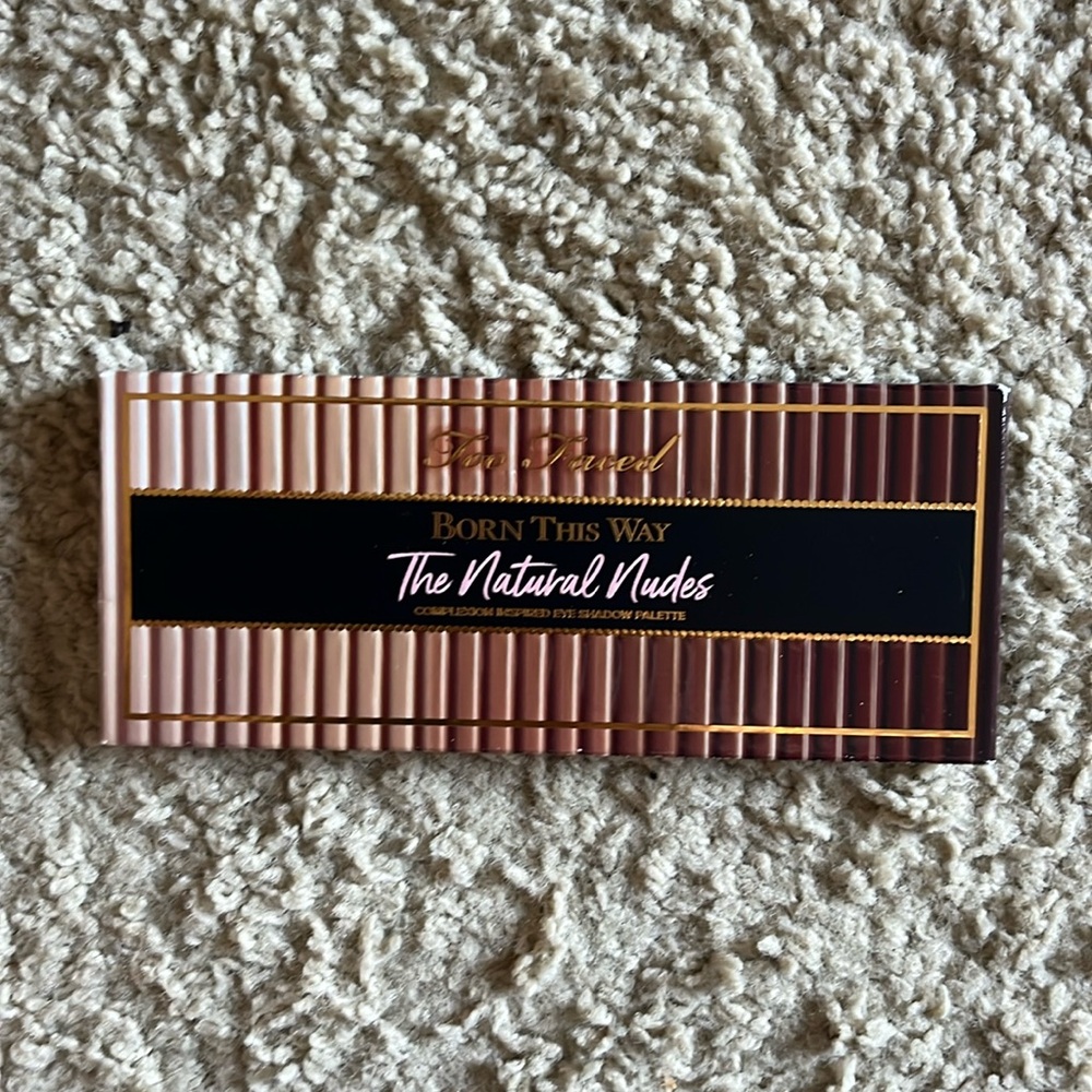 Too Faced Born This Way The Natural Nudes Eyeshadow Palette